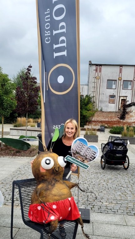 test 4(600 x 1060 px).jpg